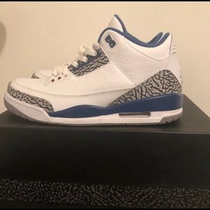 Jordan 3 True Blues 2011 Size 9.5